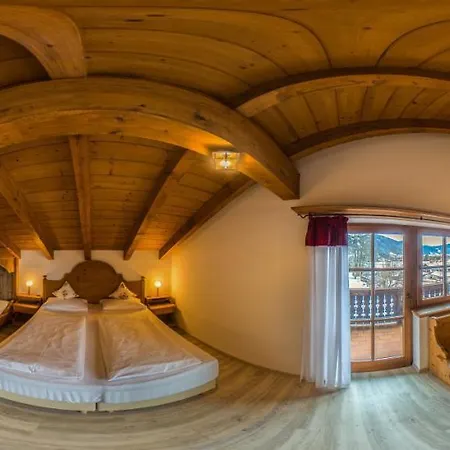 Laerchenhuegel Otel