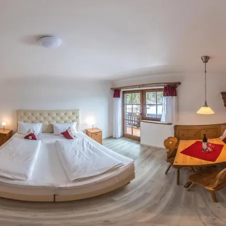 Laerchenhuegel Hotel Oberammergau