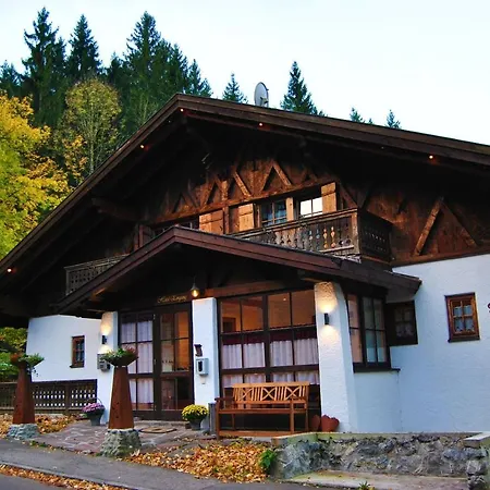 Hotel Laerchenhuegel